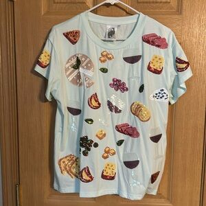 NWOT Queen 👑 of Sparkles 💖 Mint Wine & Charcuterie Tee Women's Adult size Small